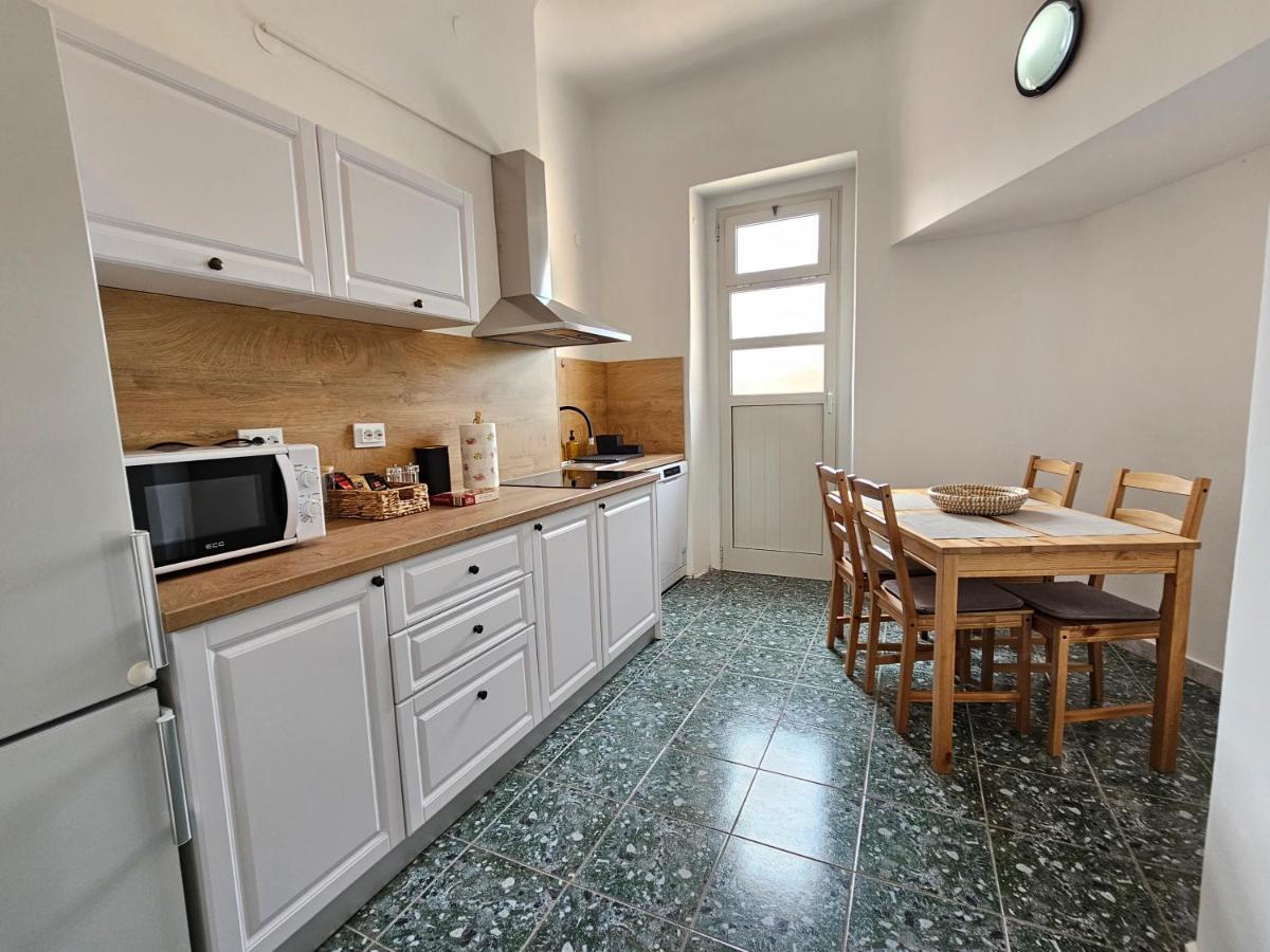 Giardini Panorama - Penthouse In The Heart Of Pula Exteriör bild