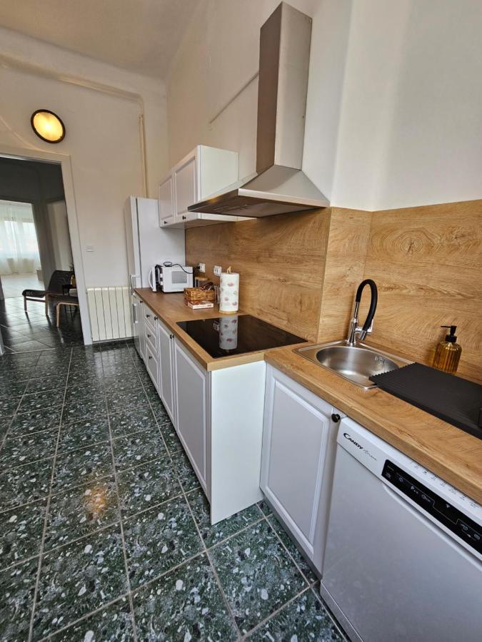 Giardini Panorama - Penthouse In The Heart Of Pula Exteriör bild